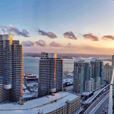 Luxury Condo In The Heart Of Toronto - Next To Scotiabank Arena 외부 사진
